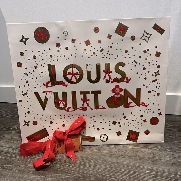 Louis Vuitton | Large Holiday Gift Bag with Ribbon and Card/Card Holder - Picture 1 of 6